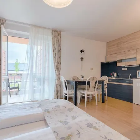 Apartment Fortuna 7 *