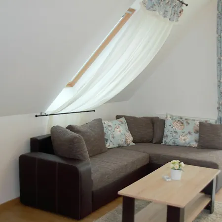 Apartment Fortuna 7 *